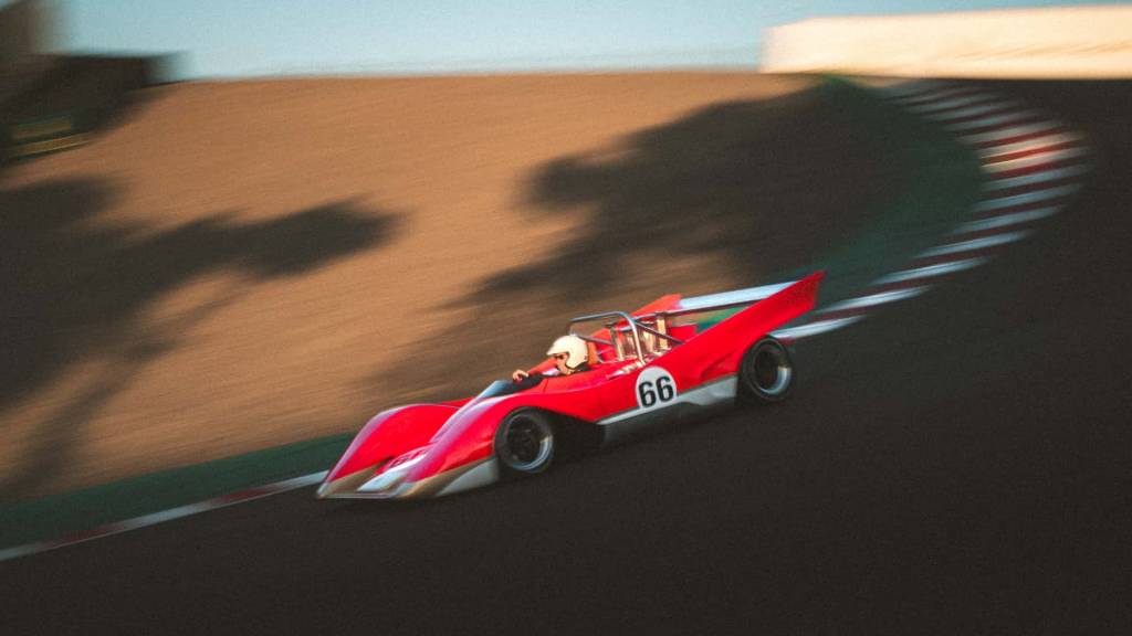 lotus-type-66-on-track lotus-type-66-on-track