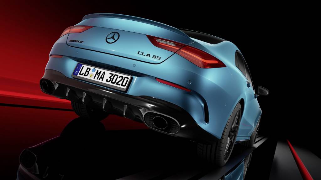 Express your drive: der neue Mercedes-Benz CLA und CLA Shooting BrakeExpress your drive: the new Mercedes-Benz CLA and CLA Shooting Brake CLA 35 AMG