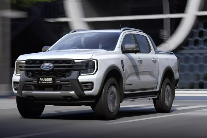 Ford-Ranger-PHEV-6-2048×1171