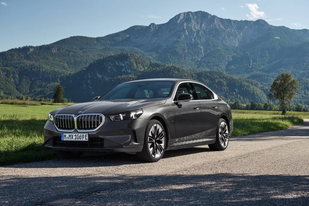 P90524310_lowRes_the-new-bmw-530e-sop BMW Serie 5 plug-in