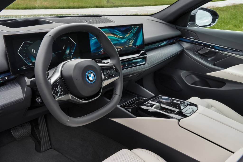 P90524335_lowRes_the-new-bmw-530e-int BMW Serie 5 plug-in