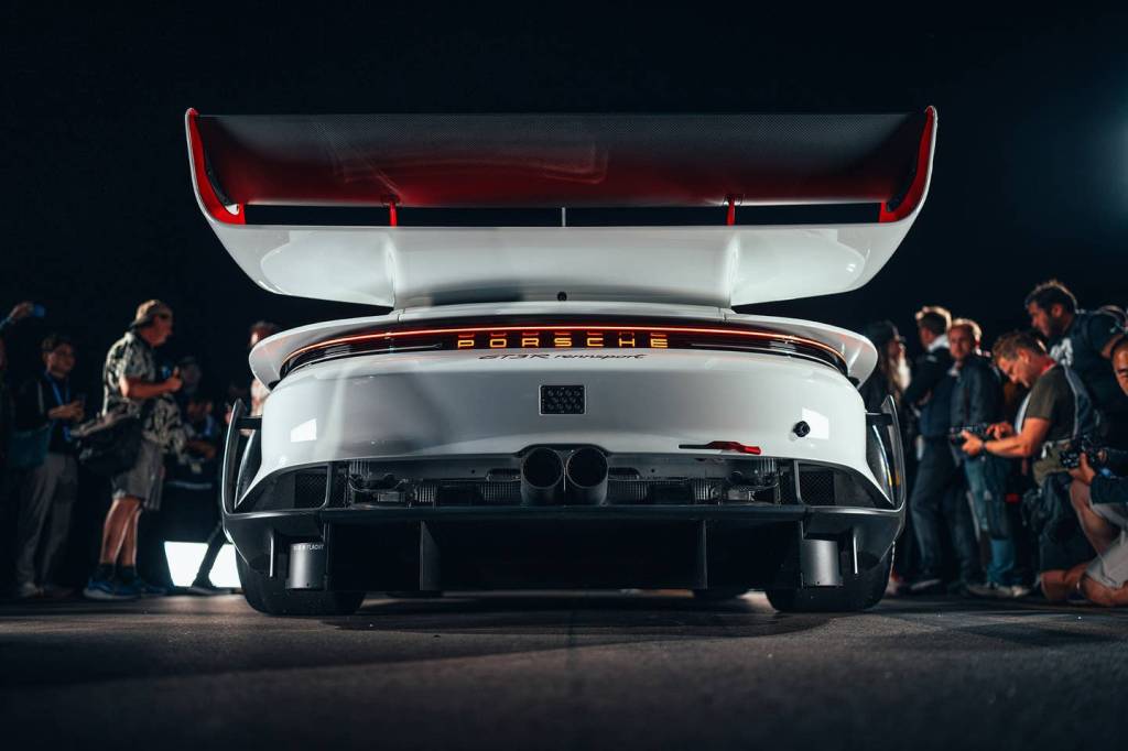 Rennsport_7_GT3R-Rennsport_RP-13 Porsche 911 GT3 R Rennsport