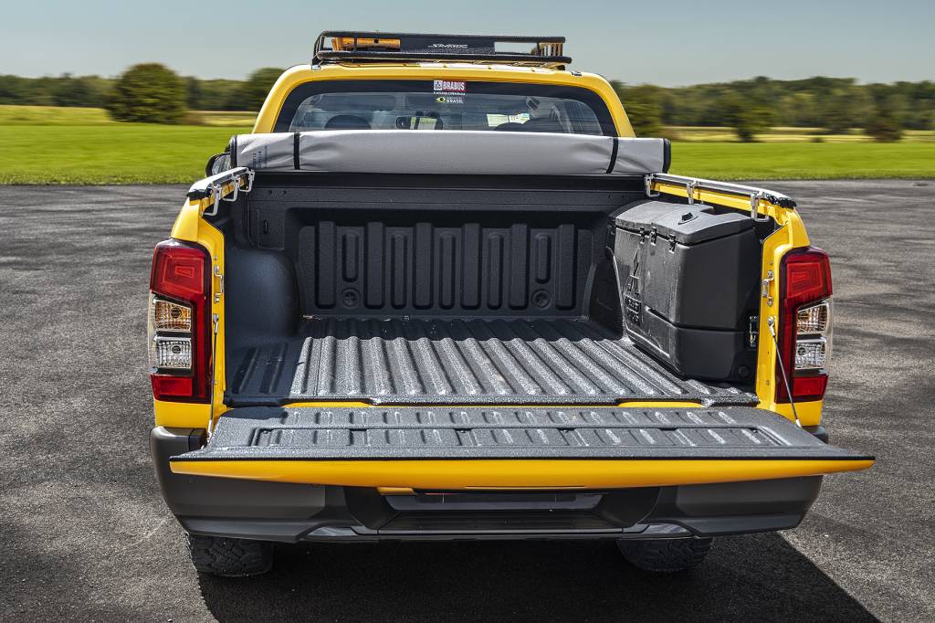 Mitsubishi L200 Savana Mitsubishi L200 Savana
