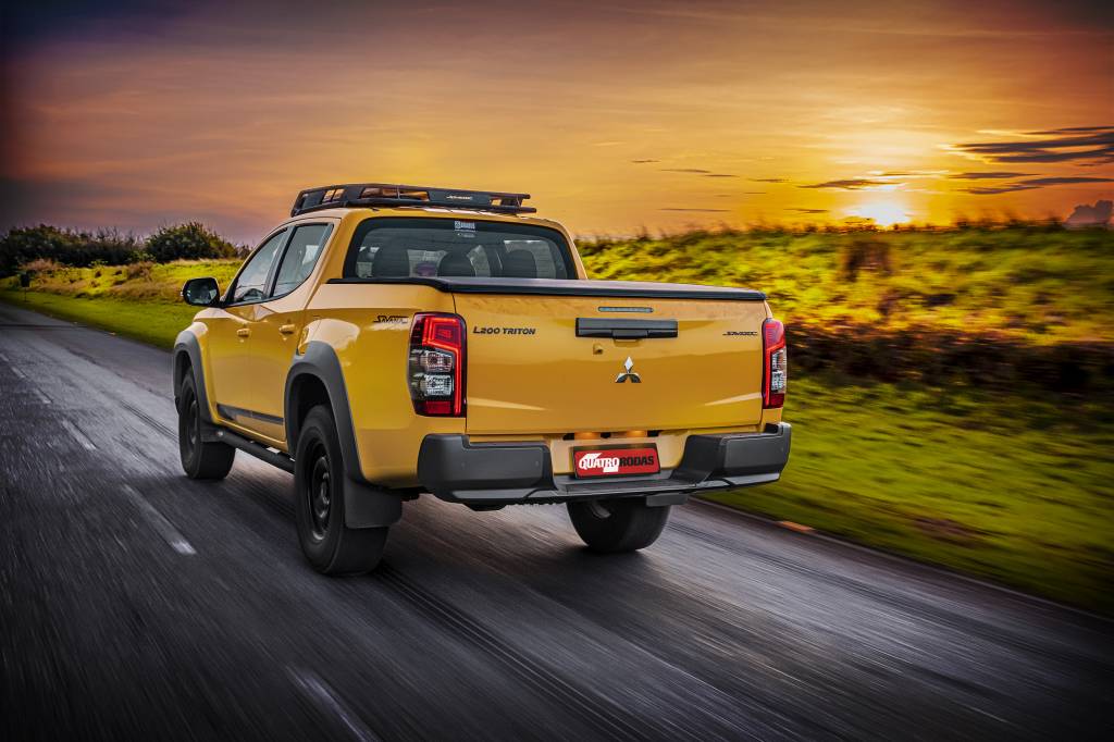 Mitsubishi L200 Savana Mitsubishi L200 Savana