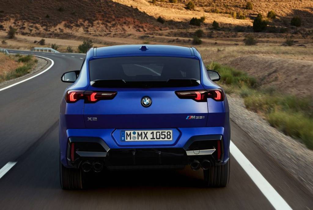 BMW X2 M35i xDrive 2 BMW X2 M35i xDrive