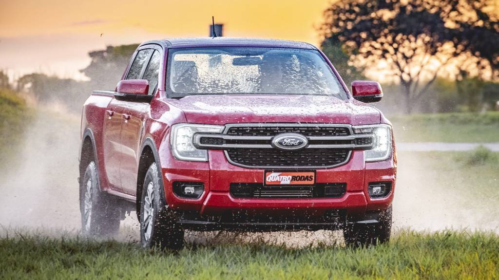 Ford Ranger XLS 2.0 4X4 2024 (10) Ford Ranger 2026 chega mais cara; confira preços e equipamentos