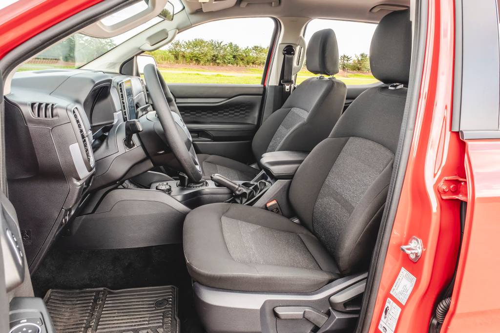 Ford Ranger XLS 2.0 4X4 2024 (16) Ford Ranger XLS 2.0 4X4 2024