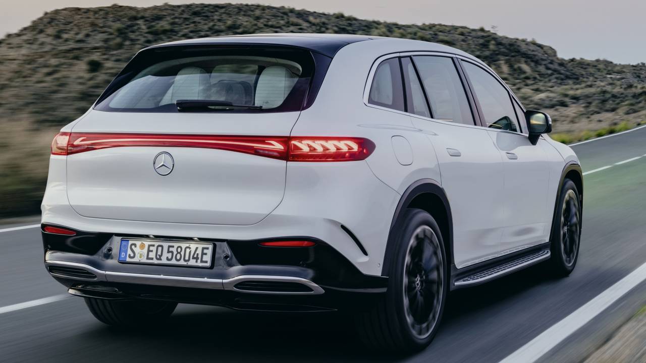 Mercedes-Benz EQS 450+ SUV chega ao Brasil por cerca de R$ 1 milhão