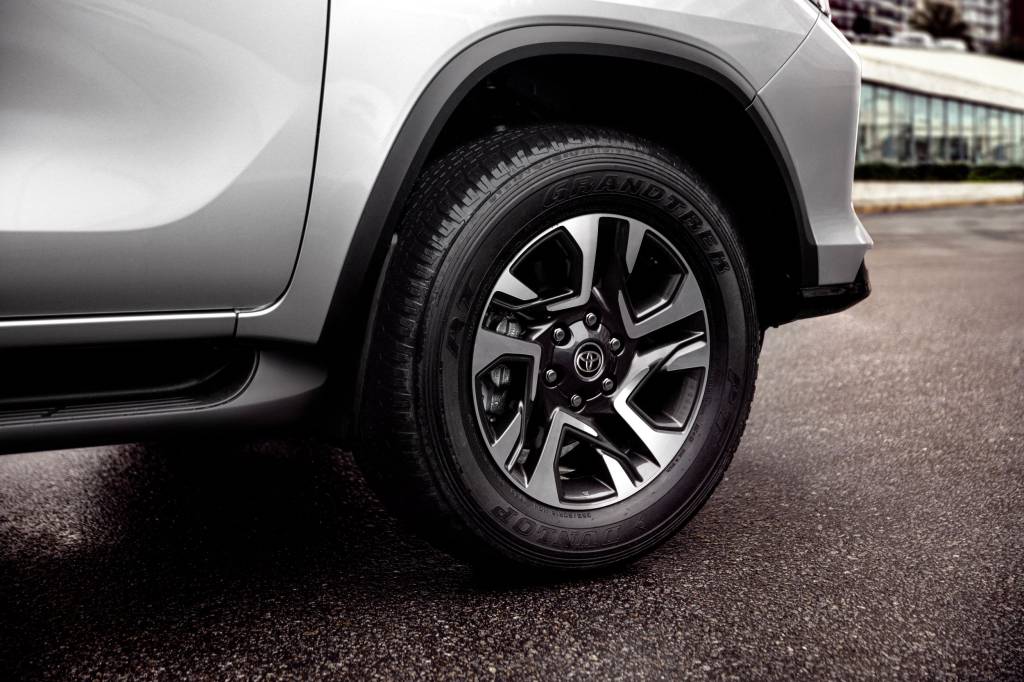 SW4 SRX Platinum SW4 SRX Platinum