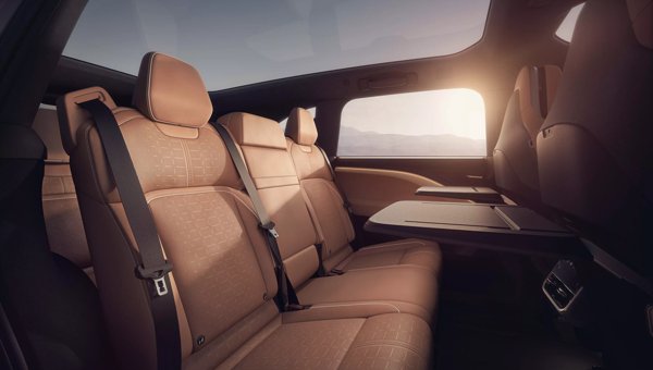 gravity-interior-bottom-left gravity-interior-bottom-left