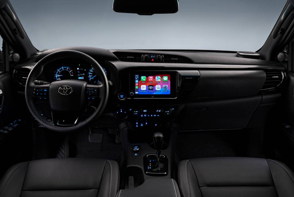 2023-hilux-hybrid-48v-int-02 (1) Toyota Hilux Hybrid