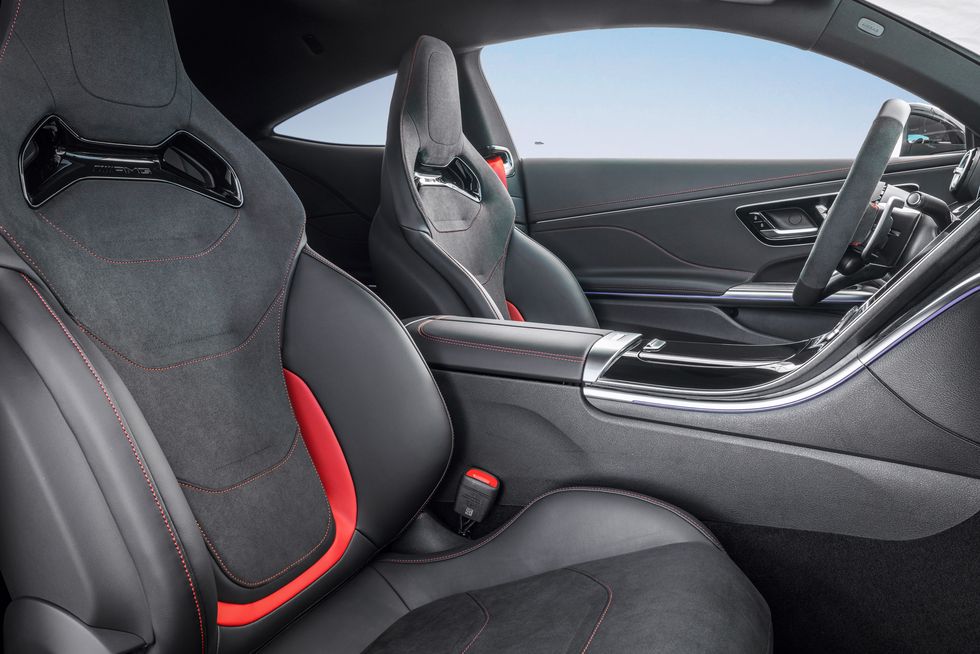 2024-mercedes-amg-cle53-coupe-interior-108-656f5bdbbf435 2024-mercedes-amg-cle53-coupe-interior-108-656f5bdbbf435