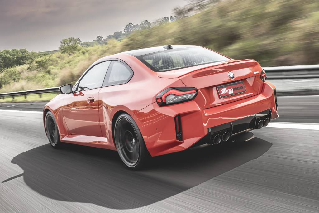 BMW M2 (7) BMW M2 Track