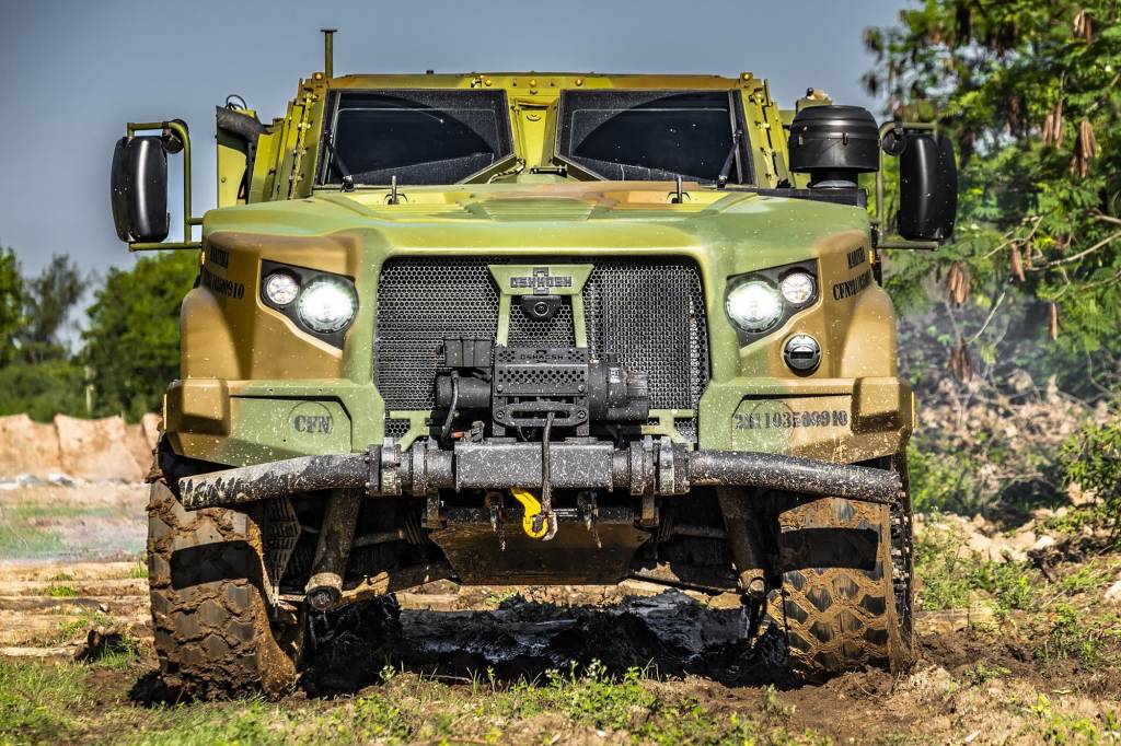 Oshkosh L-ATV Marinha do Brasil CFN (12) Oshkosh L-ATV Marinha do Brasil CFN