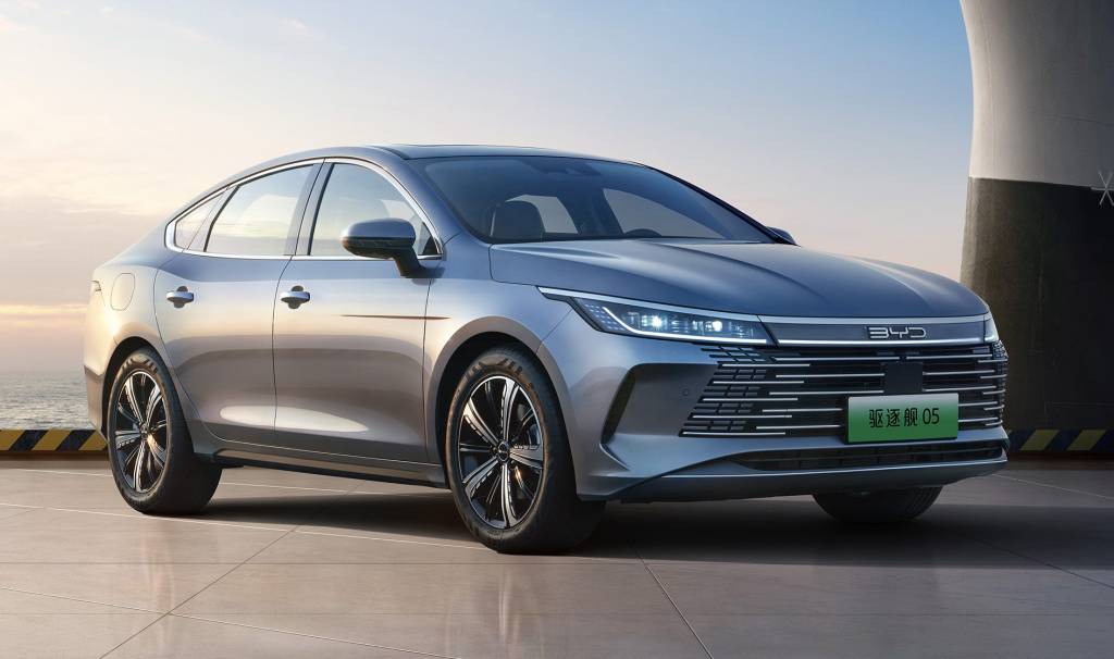 BYD King DM-I 2024 (3) BYD King DM-I 2024