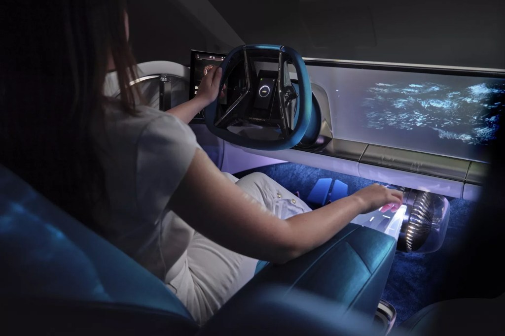 Stellantis terá primeiro cockpit virtual do mundo para desenvolver carros