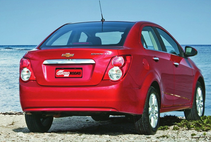Sonic modelo 2011 da Chevrolet, testado pela revista Quatro Rodas Chevrolet Sonic Sedan