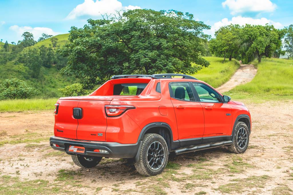 1FLP1472-2 Fiat Toro Ultra 2024
