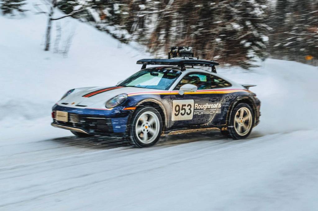 Pilotamos o novo Porsche 911 Dakar na neve e a -23°C