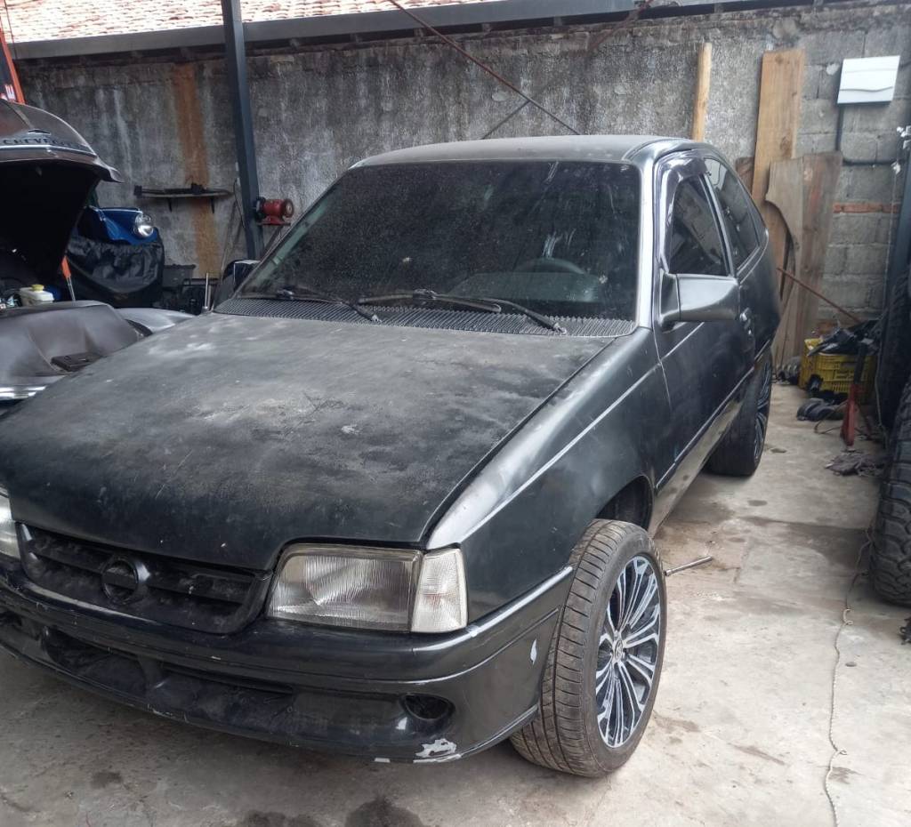 Kadett híbrido Kadett híbrido
