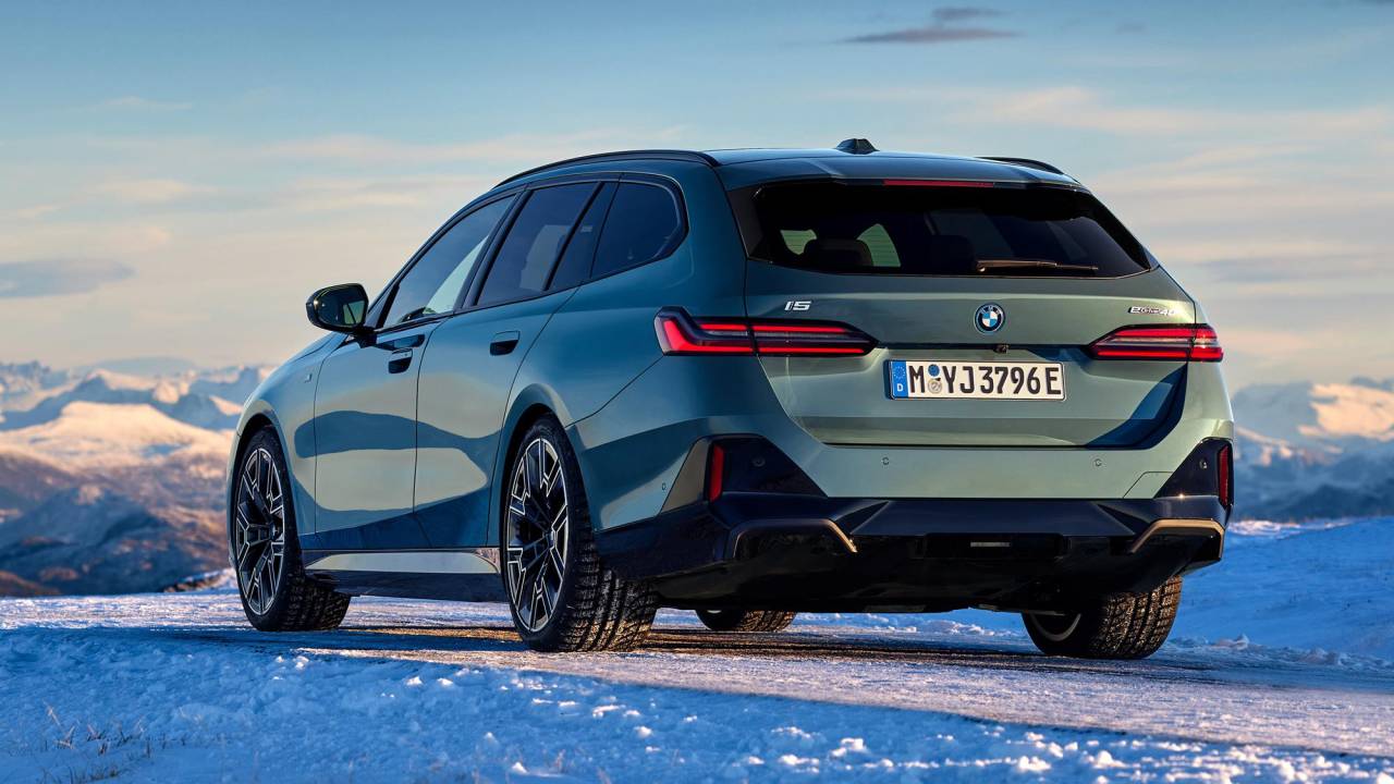 bmw_i5_edrive40_touring_m_sport
