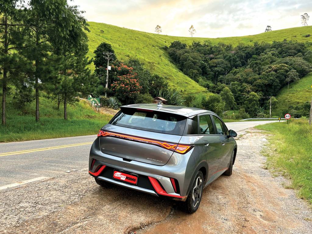 Na estrada, com o elétrico, sem medo de não conseguir voltar para casa