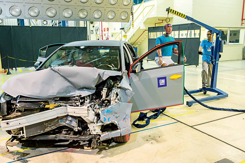 CRASH-TEST GM QR 661 CRACH 02.tif