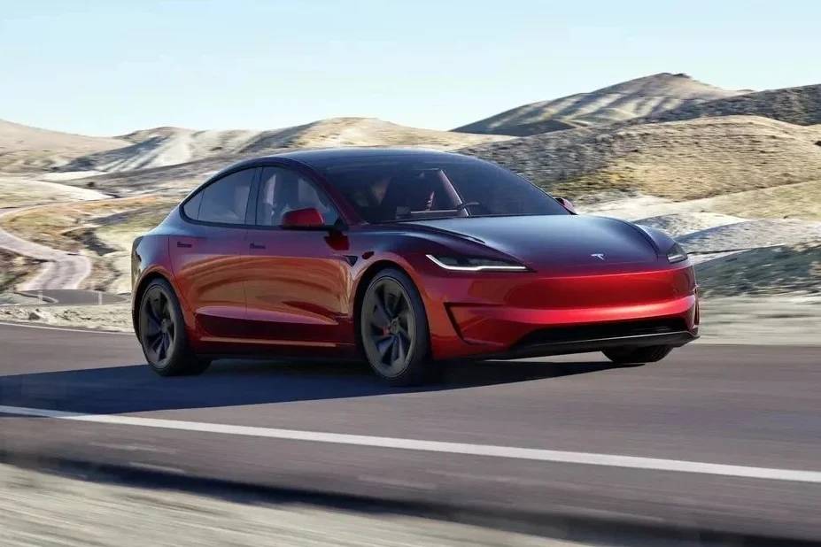 2025-Tesla-Model-3-Performance-423-905 Tesla Model 3 Performance