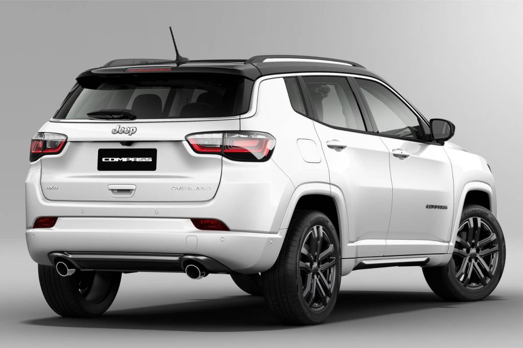 Jeep Compass Overland 2025 Mesma mecânica do Blackhawk, mas sem o apelo estético