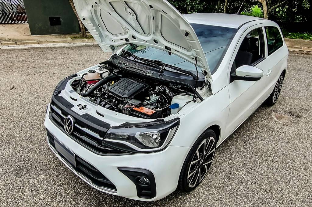 WhatsApp Image 2024-04-18 at 17.48.59 (1) Volkswagen Gol com frente de Saveiro 2024