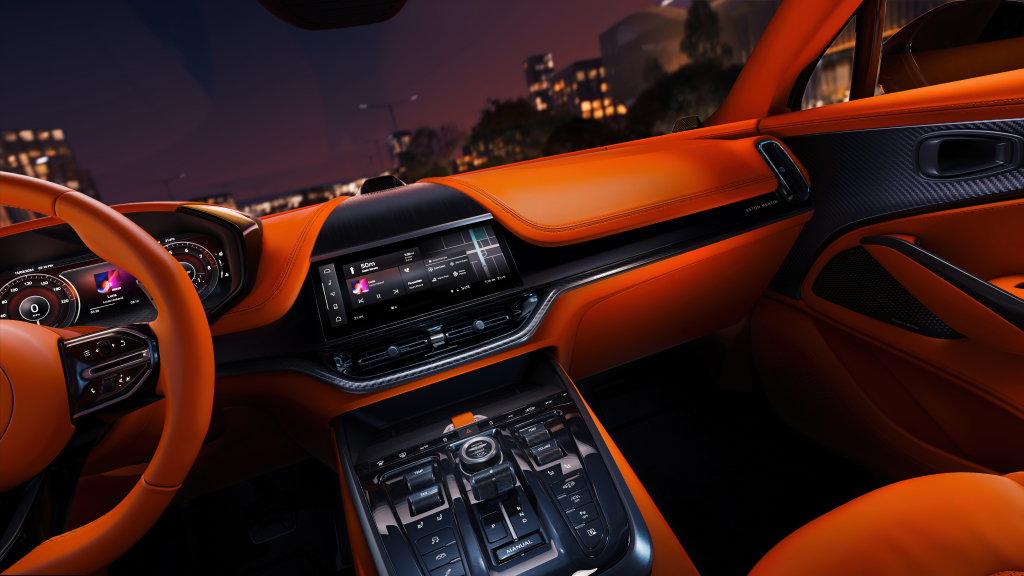 aston_martin_dbx707_546 Aston Martin DBX707 2025