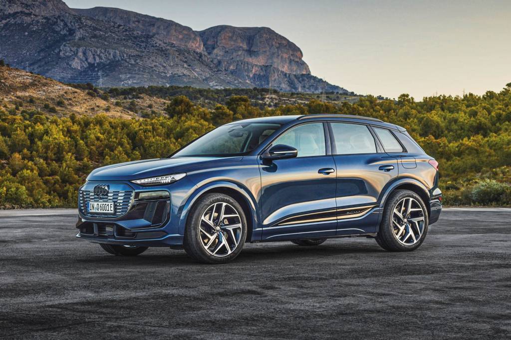 Audi Q6 e-tron quattro Audi Q6 e-tron quattro