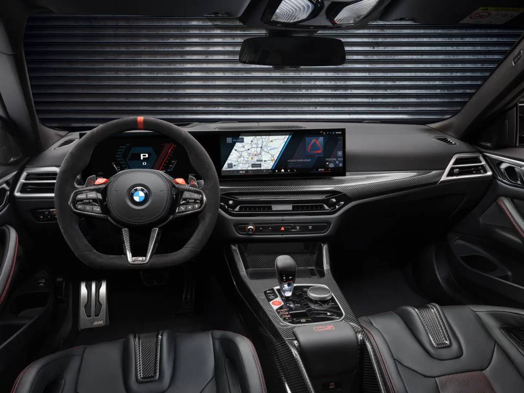 BMW_AK_M4CS_INT_03-scaled