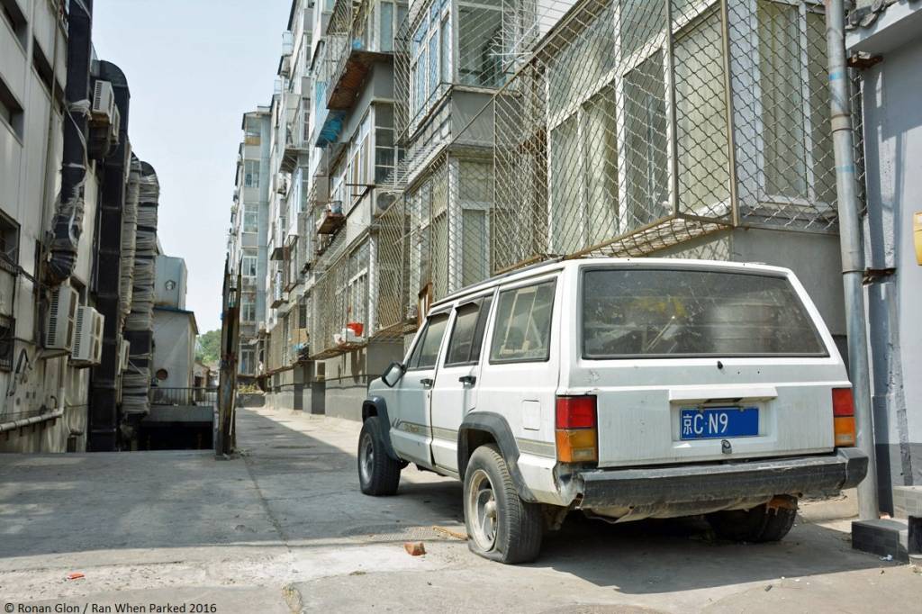 CiVwCwLWsAE_aDC Jeep Cherokee XJ em Beijing