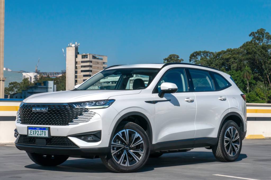 GWM Haval H6 chega a linha 2025 com novidades e um pouco mais caro