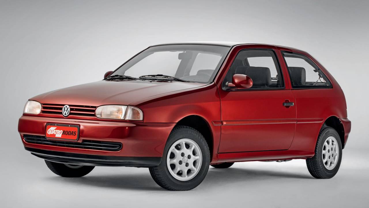 Gol GLi modelo 1995, da Volkswagen, automóvel testado pela revista Quatro Rodas (4)