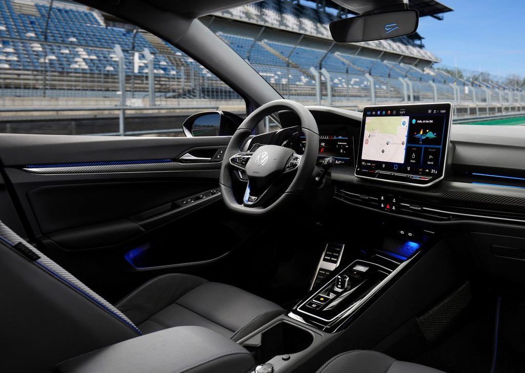 Volkswagen-Golf_R_Variant-2025-1024-0d Volkswagen-Golf_R_Variant-2025-1024-0d
