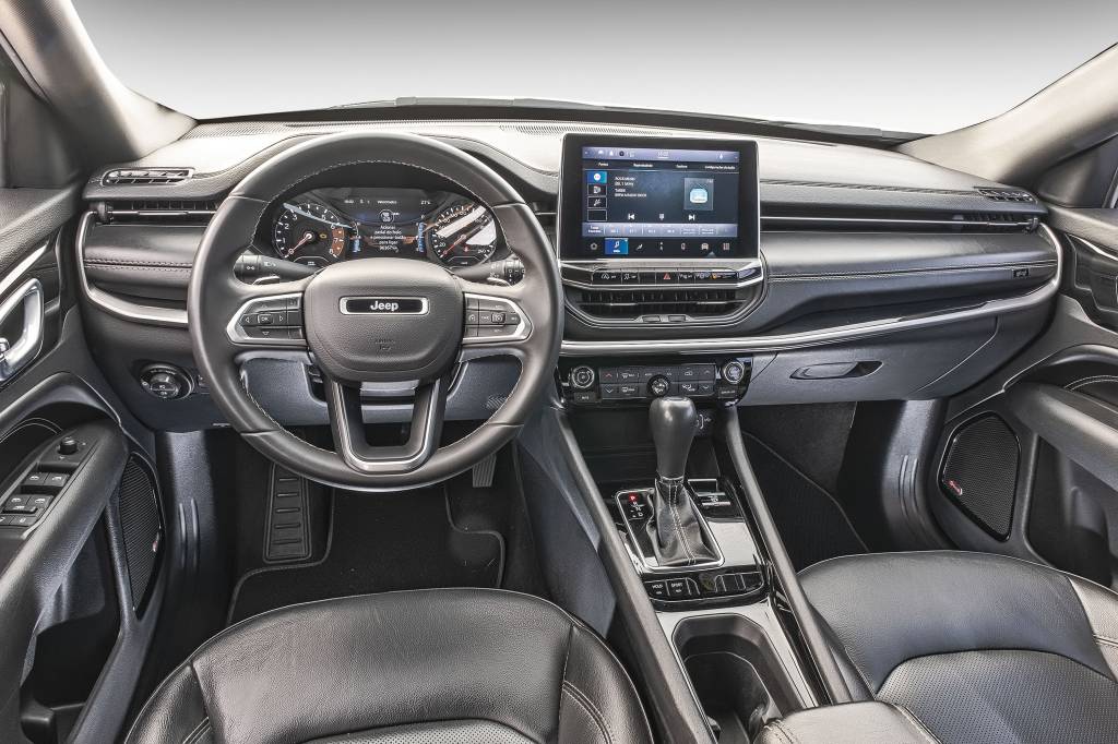 Compara Corolla Cross x Tiggo 7 x Compass Compara Corolla Cross x Tiggo 7 x Compass