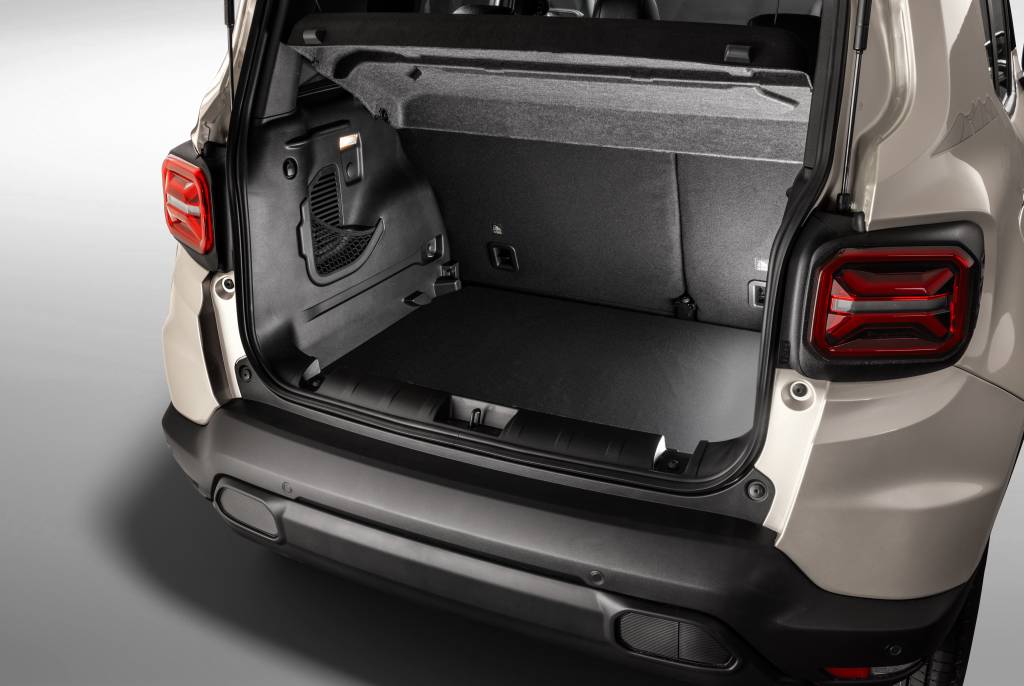 Jeep_Renegade_Sahara_MY25_045048 Jeep Renegade Sahara 2025