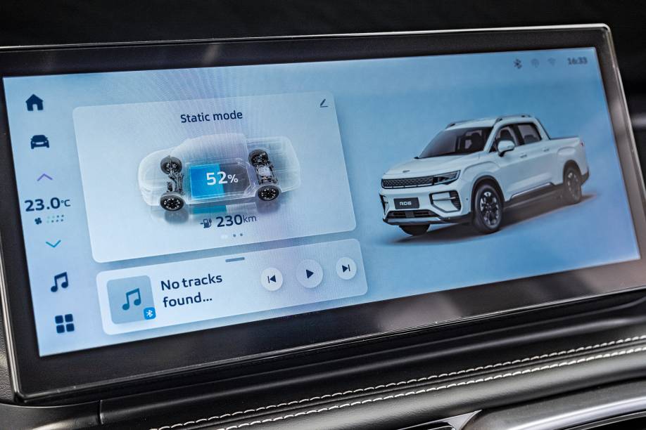 Central multimídia tem 12,3 polegadas na versão com tração traseira e chegará aos 14,6 na versão com tração integral Central multimídia tem 12,3 polegadas na versão com tração traseira e chegará aos 14,6 na versão com tração integral