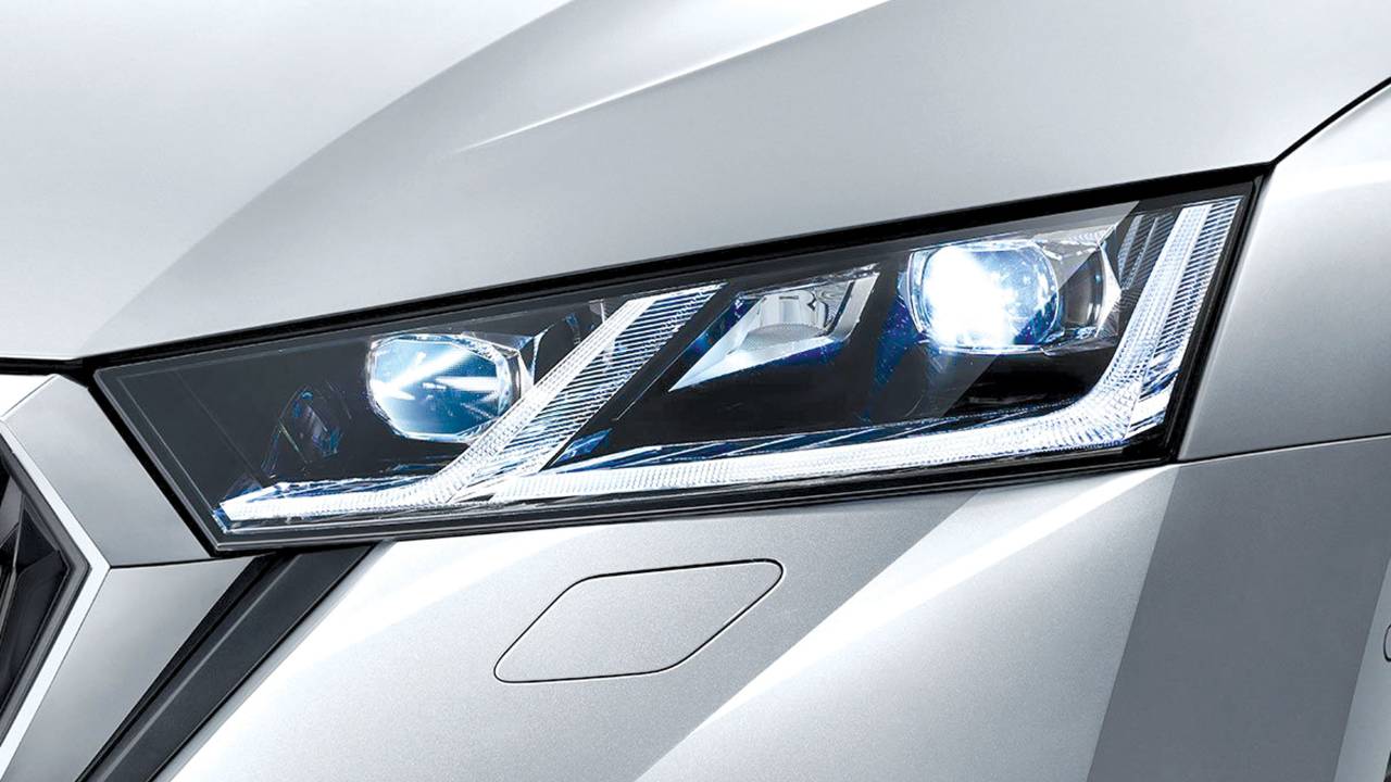 Farol led matrix hero