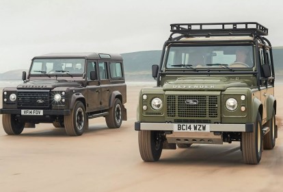 Land-Rover-Defender-Classic-V8-by-Works-Bespoke-3-copy-2048x1152