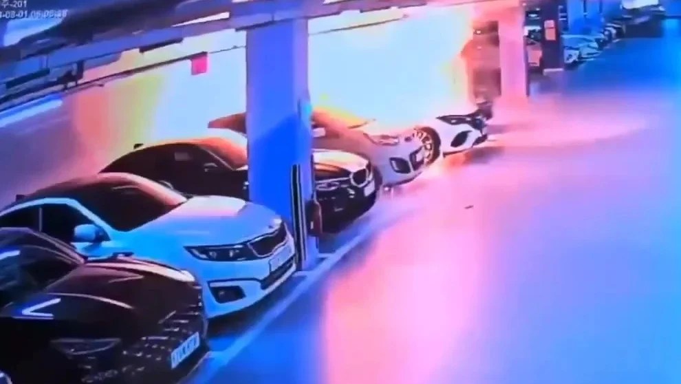 Coreia e Grécia limitam carga de carros elétricos por risco de incêndio