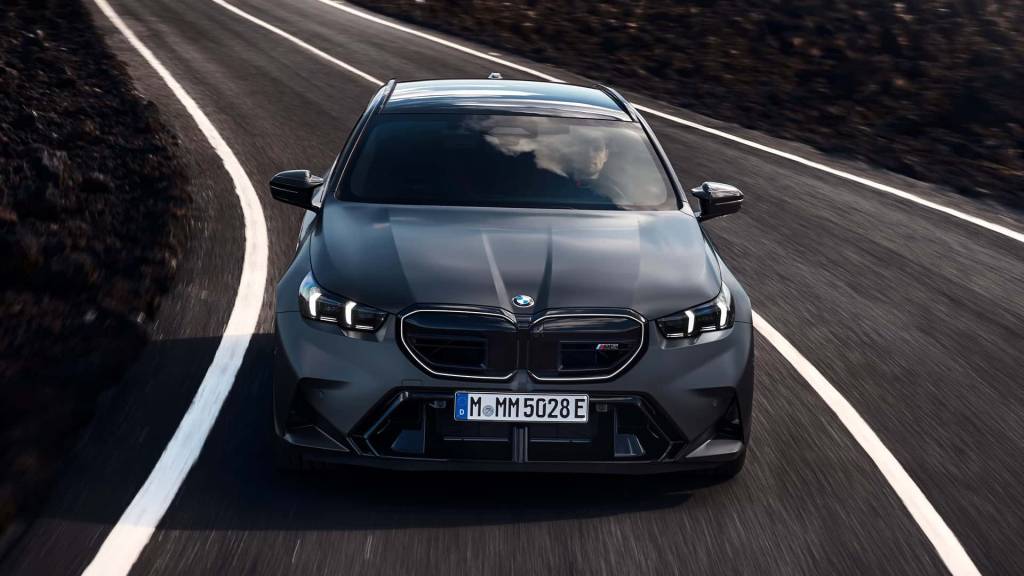 bmw_m5_touring-019 bmw_m5_touring-019