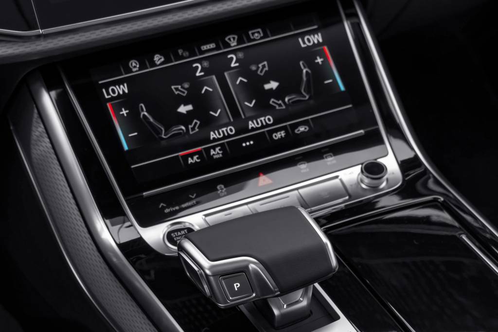 _LEO5436 Audi Q8 2025