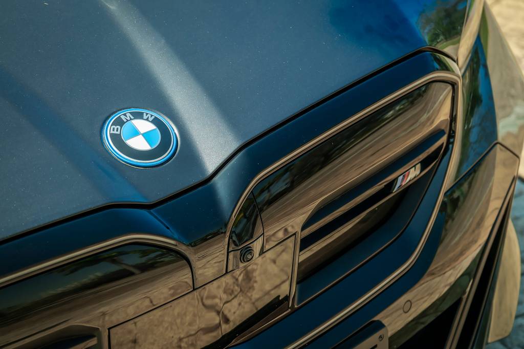 2FLP4030-2 BMW i5 M60