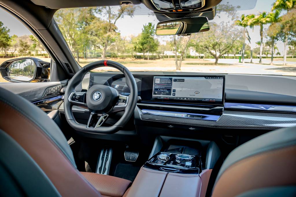 2FLP4048-2 BMW i5 M60