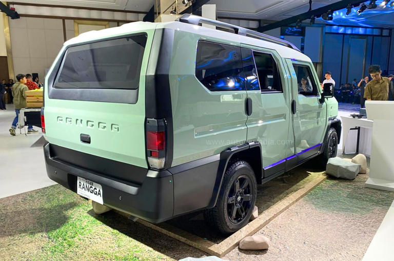 AA1smpJS SUV Hilux Rangga conceito