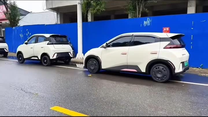 Clone BYD Dolphin Mini LSEV Seagull (2) Clone BYD Dolphin Mini LSEV Seagull