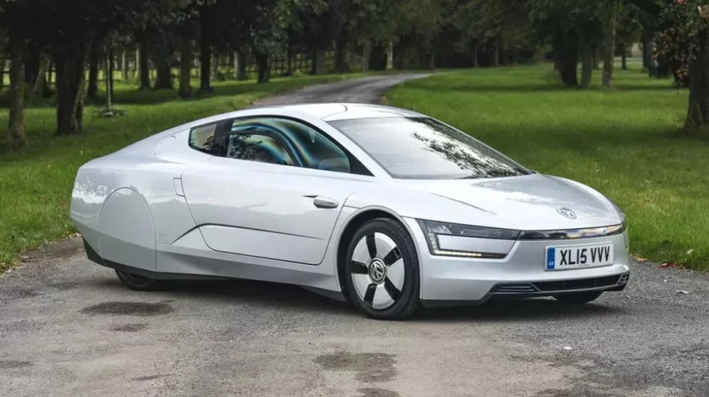Tesla Cybercab faz mundo relembrar Volkswagen que fazia 100 km/l